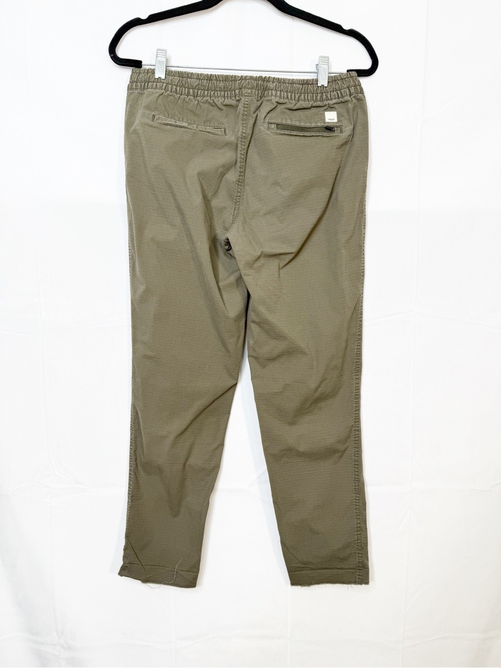 Vuori Ripstop Pant Oregano Olive Green - Picture 4 of 13